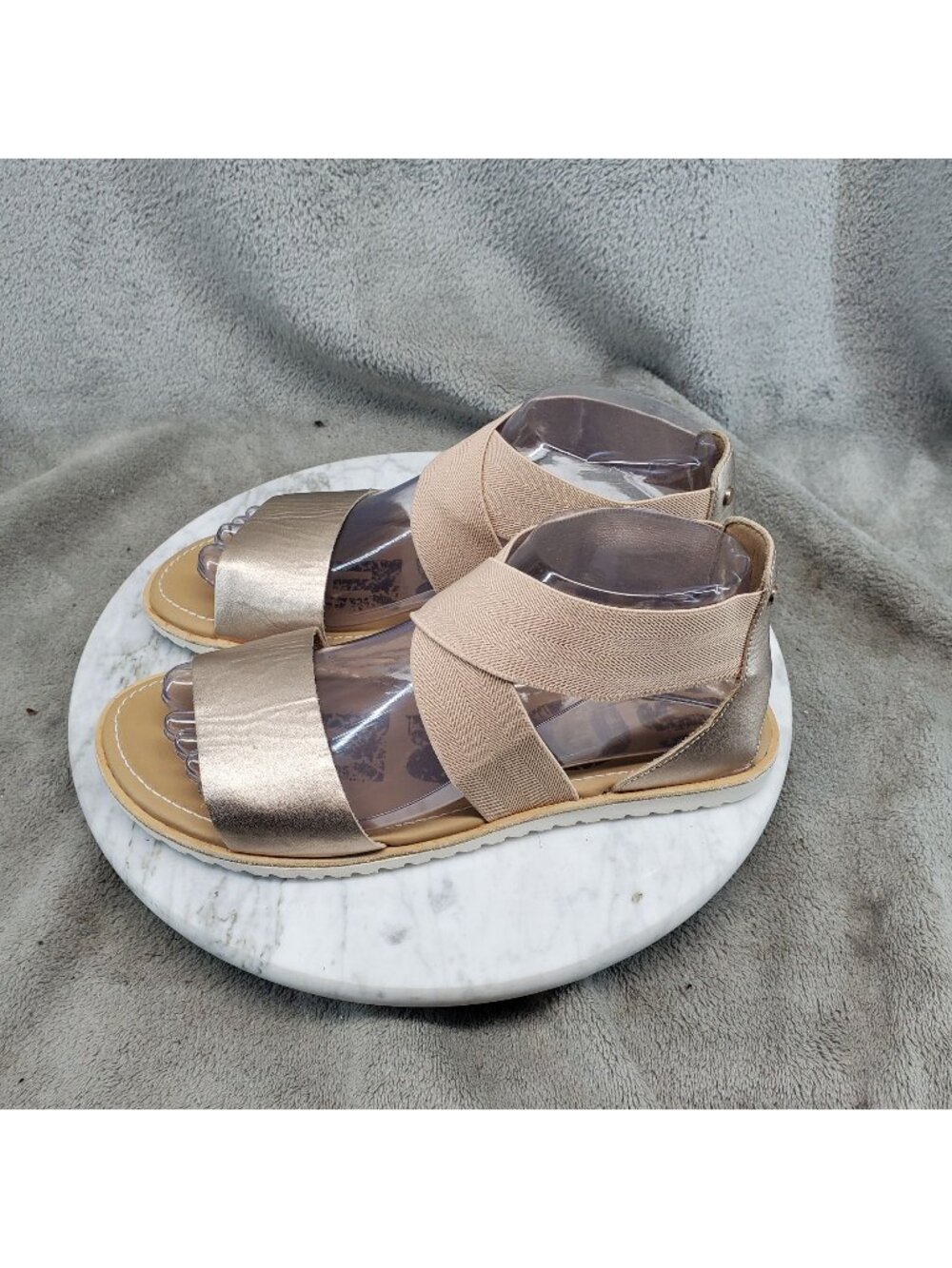Sorel Shoes Womens Size 8 Metallic Gold Leather Ella Sandals *Read*